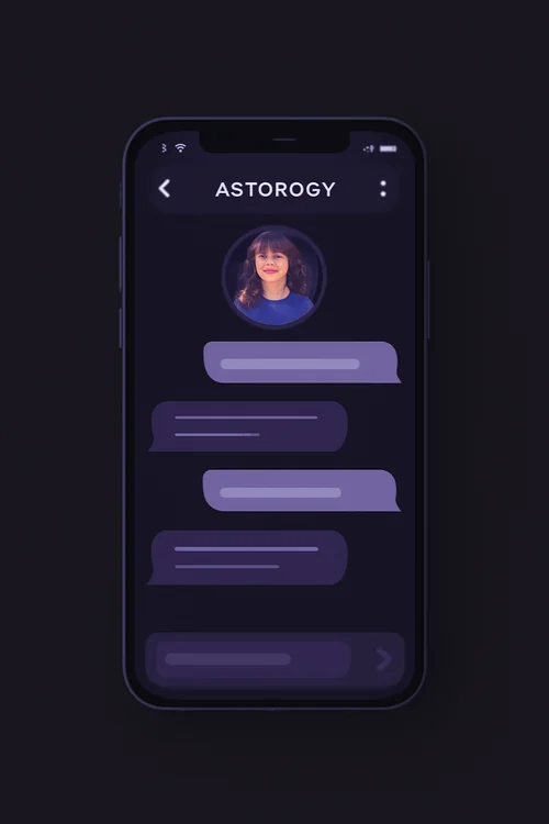 Astrora app astrologer consultation chat with Luna Solaris